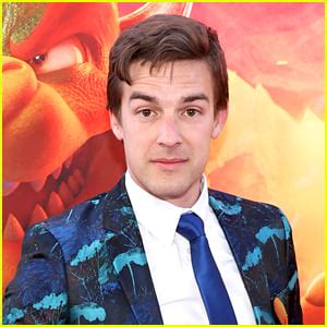 is matpat gay|YouTuber MatPat Announces He’s Retiring, Reveals What Will。